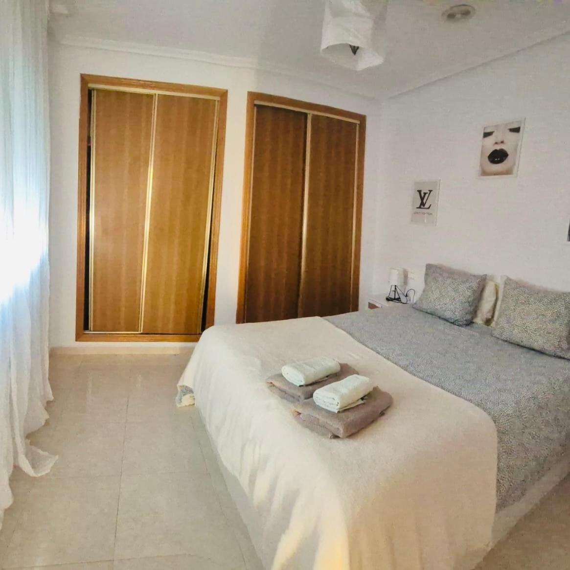 شقة The Prestige Torrevieja Atico Con Barbecoa المظهر الخارجي الصورة